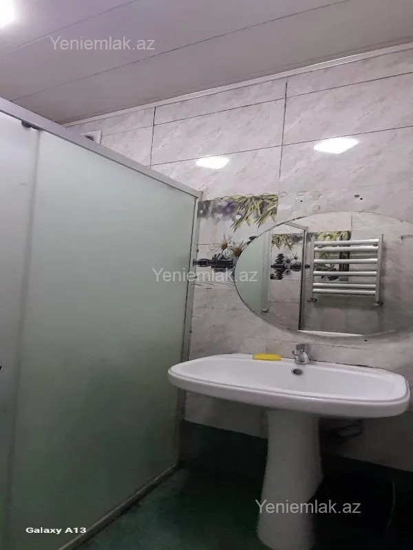 Satılır 2 otaqlı köhnə tikili 50 m²