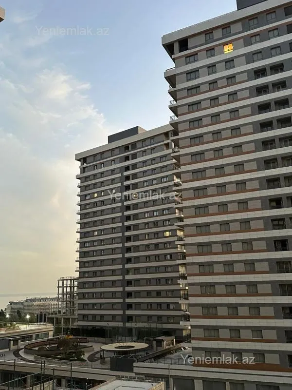 Satılır 3 otaqlı yeni tikili 157 m²