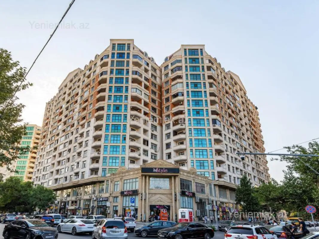Satılır 3 otaqlı yeni tikili 116 m²