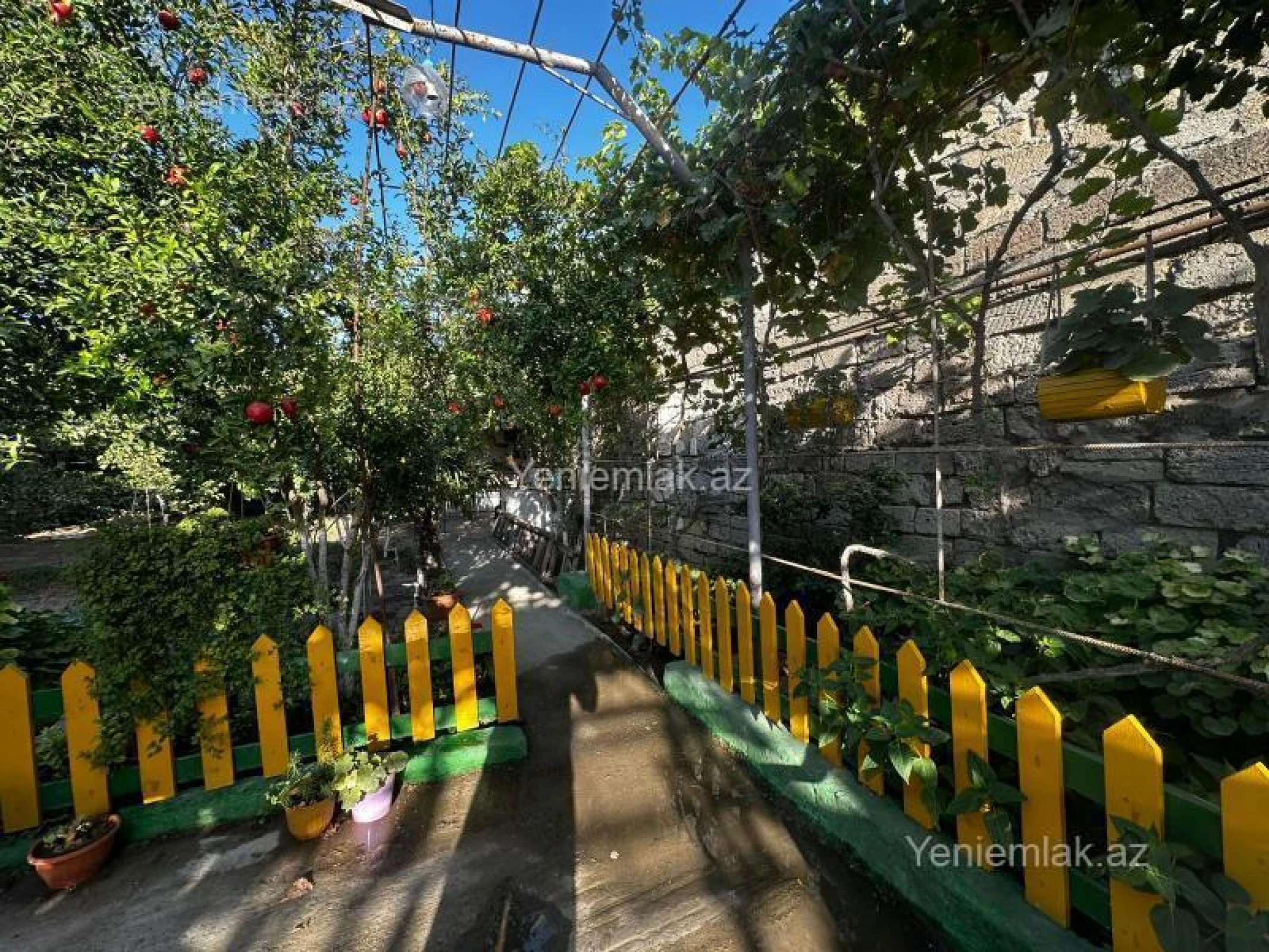 Satılır 4 otaqlı həyət evi 120 m²