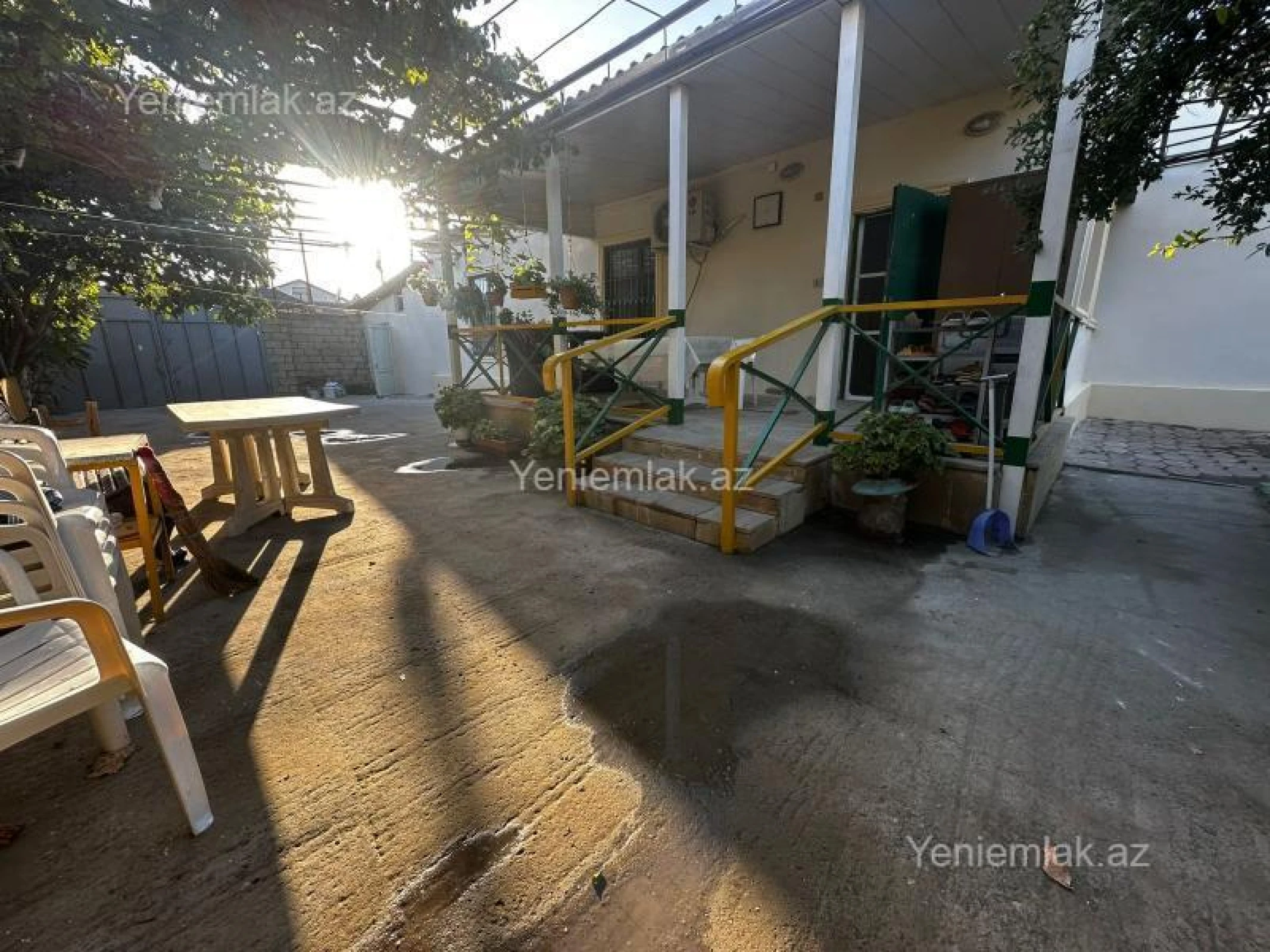 Satılır 4 otaqlı həyət evi 120 m²