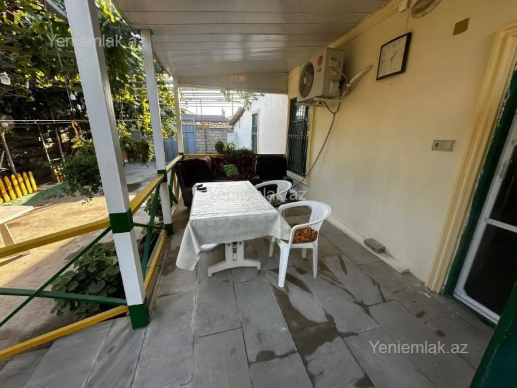 Satılır 4 otaqlı həyət evi 120 m²