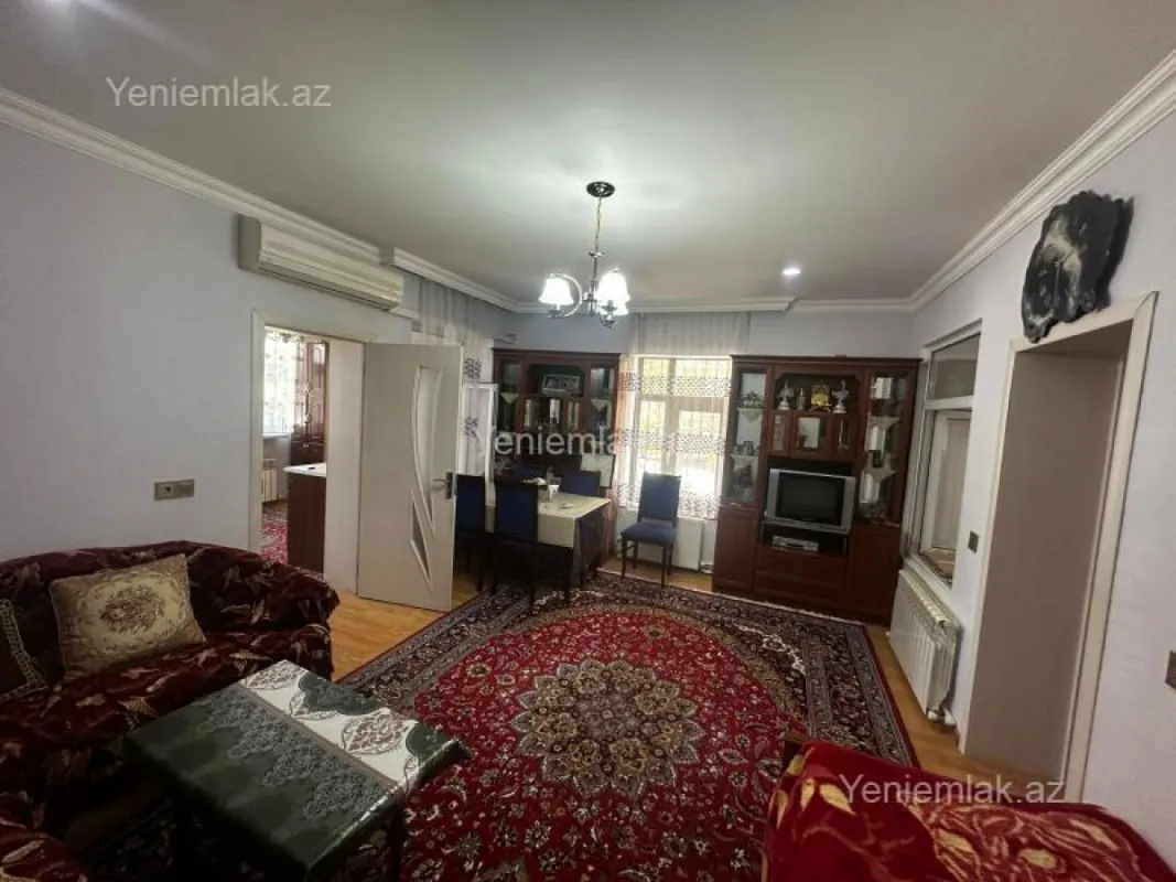 Satılır 4 otaqlı həyət evi 120 m²