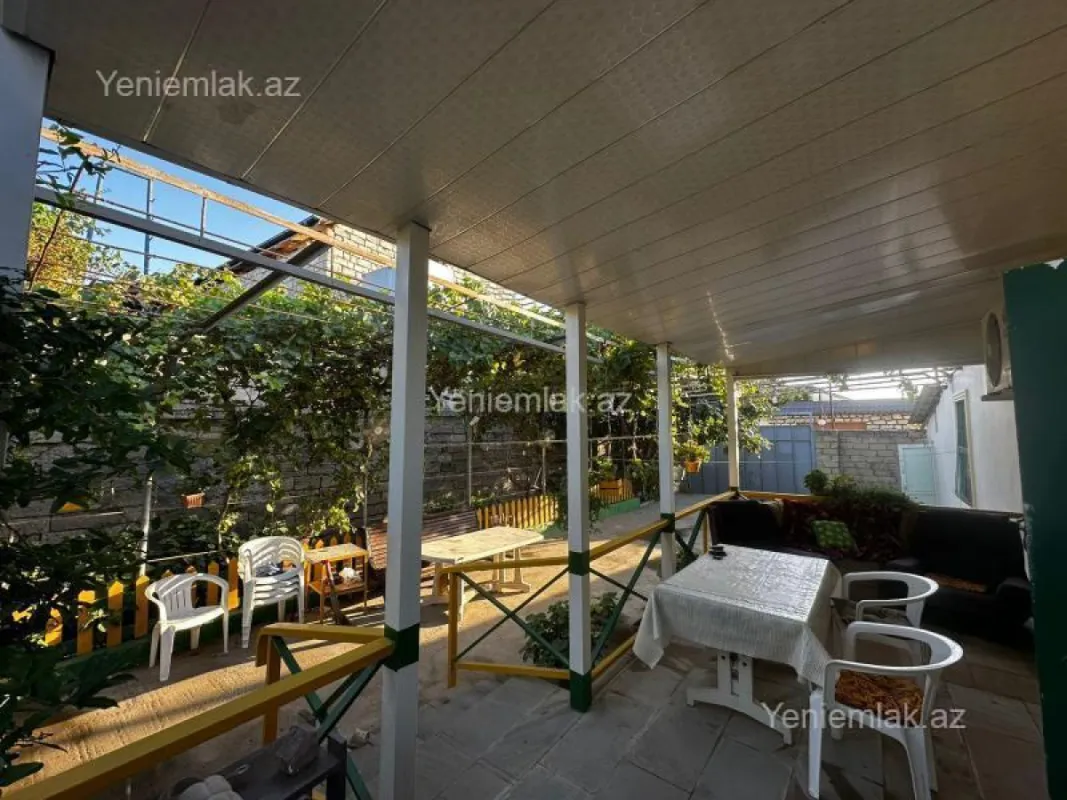 Satılır 4 otaqlı həyət evi 120 m²