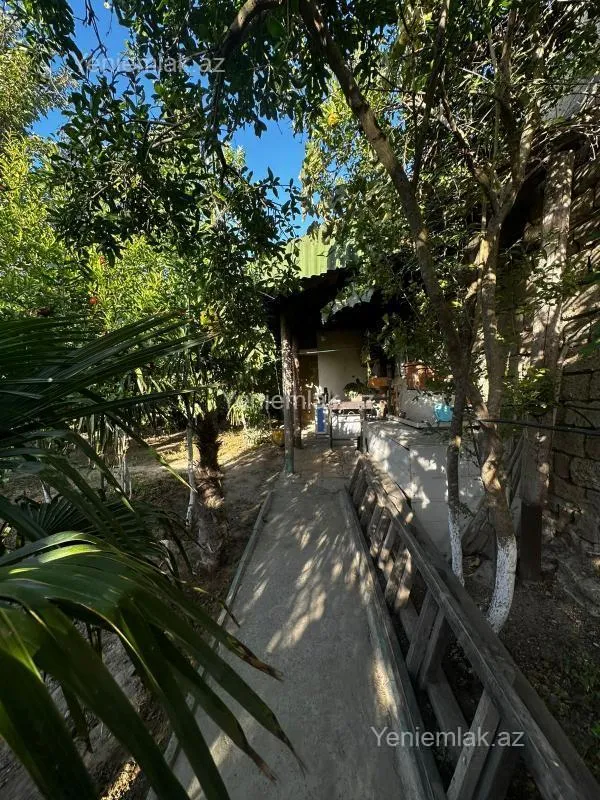 Satılır 4 otaqlı həyət evi 120 m²