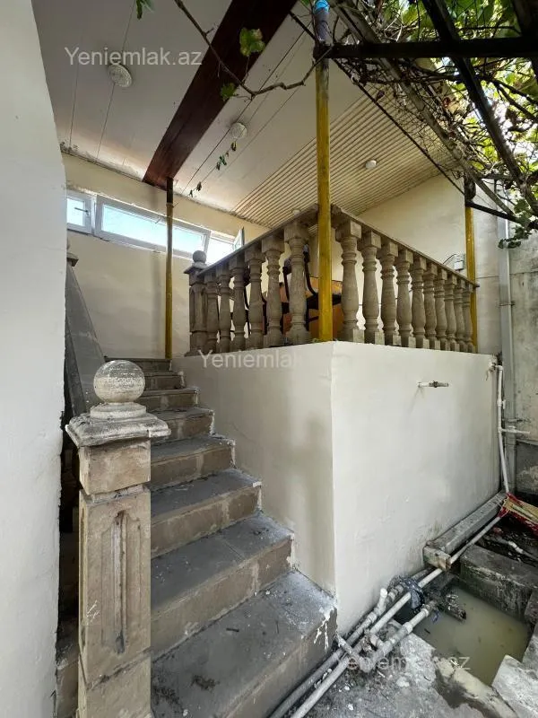 Satılır 4 otaqlı həyət evi 120 m²