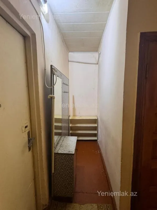 Satılır 3 otaqlı köhnə tikili 80 m²