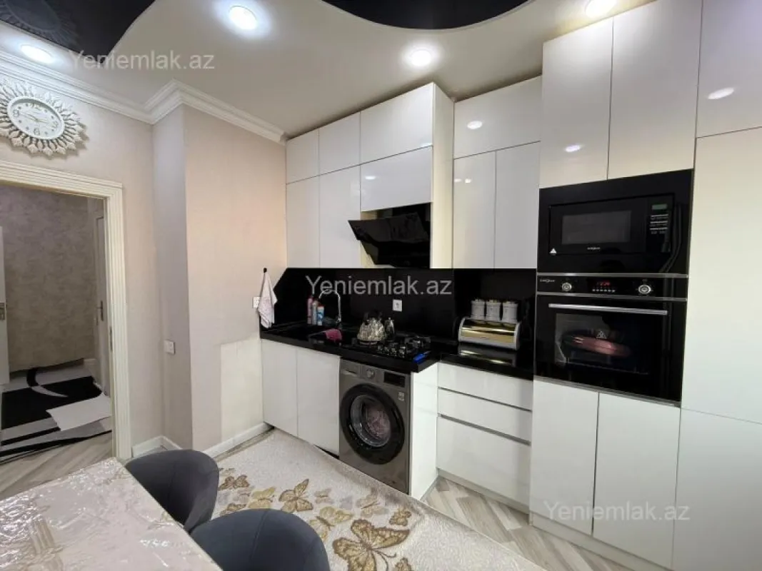 Satılır 3 otaqlı yeni tikili 78 m²