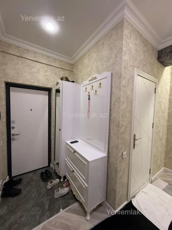 Satılır 3 otaqlı yeni tikili 78 m²