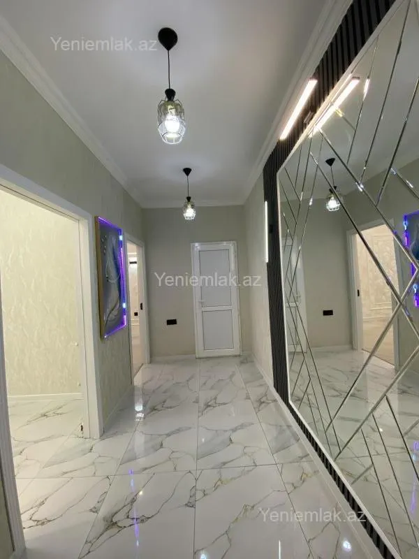 Satılır 2 otaqlı yeni tikili 63 m²