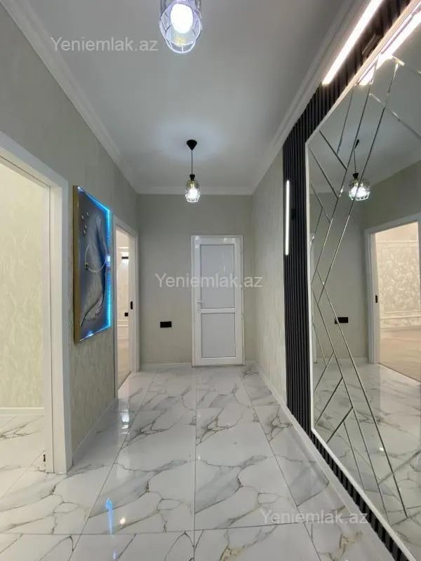 Satılır 2 otaqlı yeni tikili 63 m²