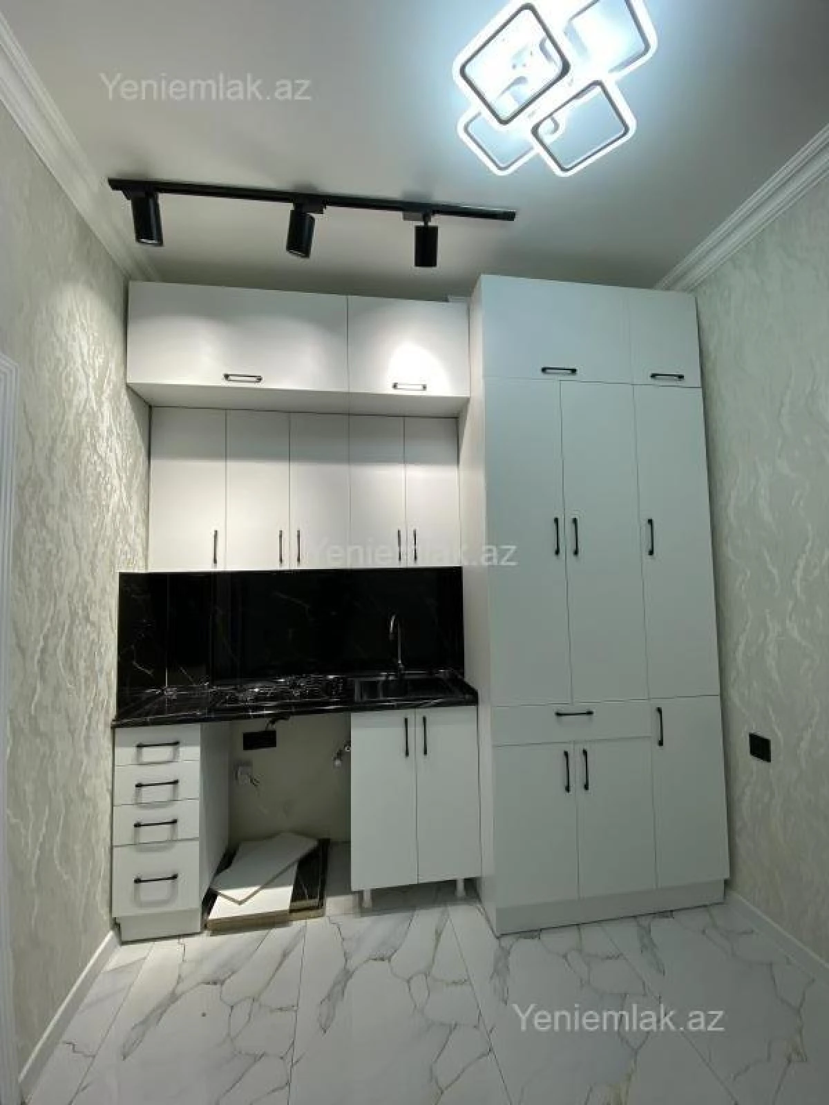 Satılır 2 otaqlı yeni tikili 63 m²