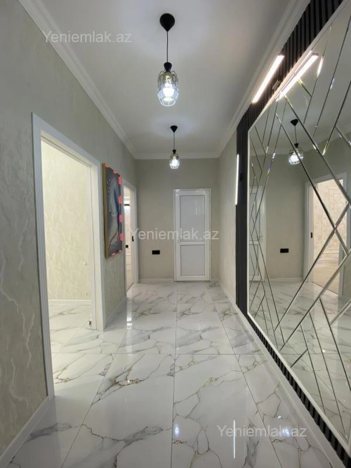 Satılır 2 otaqlı yeni tikili 63 m²
