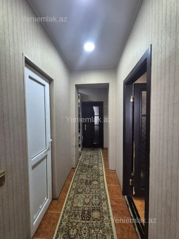 Satılır 3 otaqlı köhnə tikili 90 m²