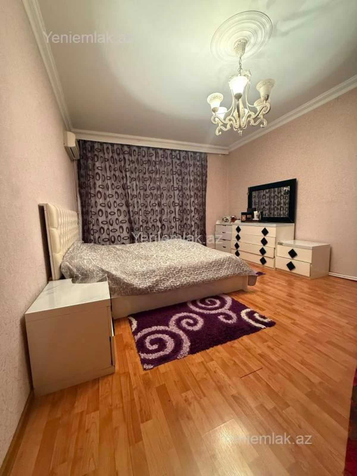 Satılır 3 otaqlı köhnə tikili 90 m²