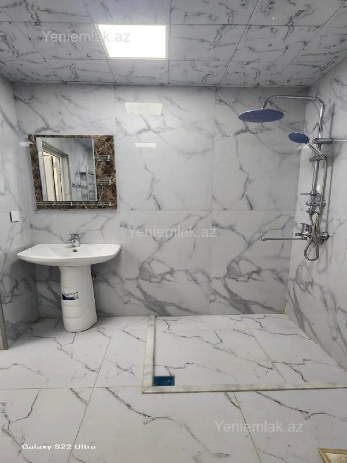 Satılır 2 otaqlı köhnə tikili 45 m²