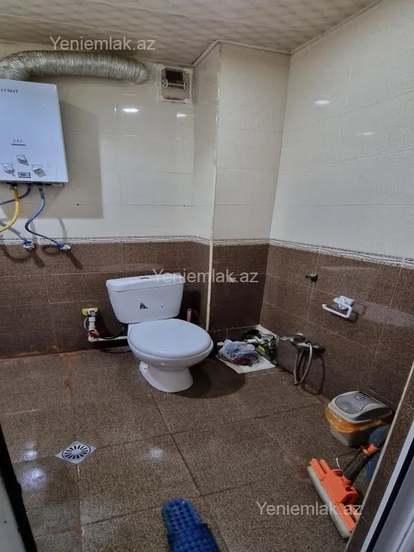 Satılır 3 otaqlı köhnə tikili 65 m²