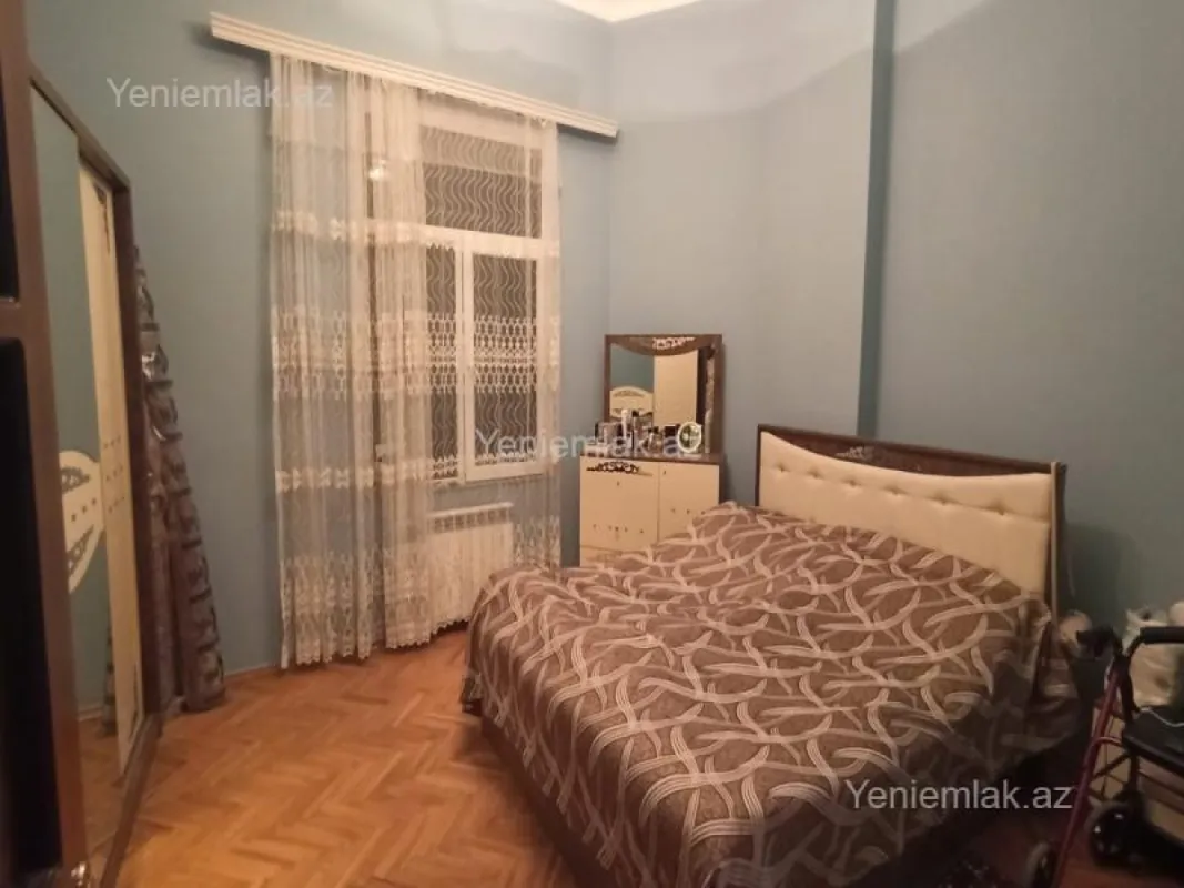Satılır 3 otaqlı yeni tikili 90 m²