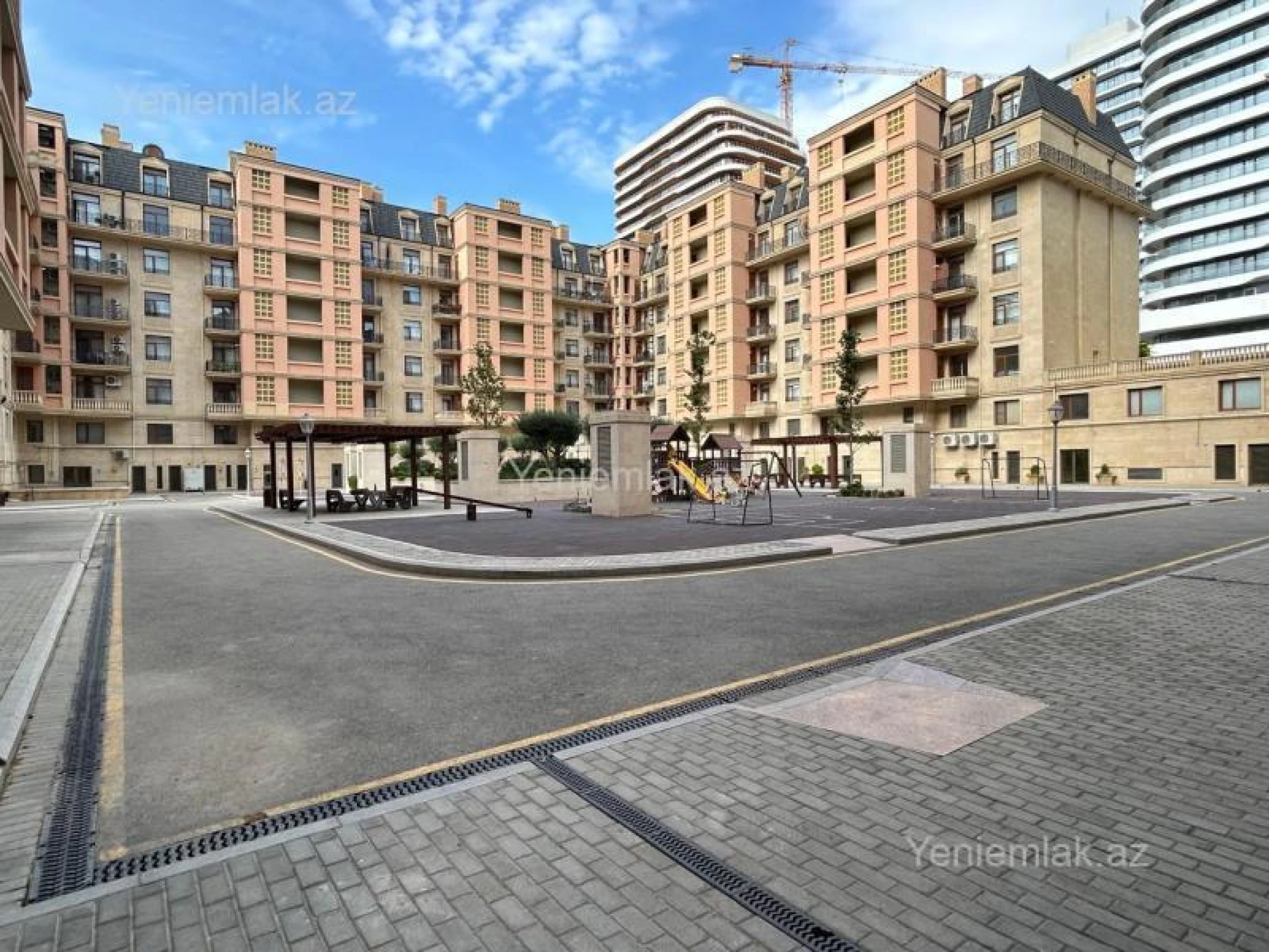 Satılır 4 otaqlı yeni tikili 168 m²