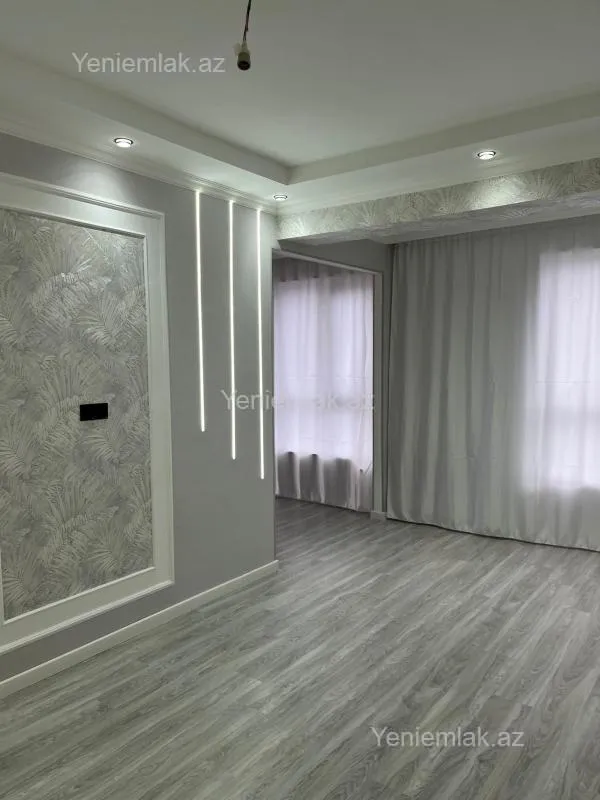 Satılır 3 otaqlı yeni tikili 74 m²
