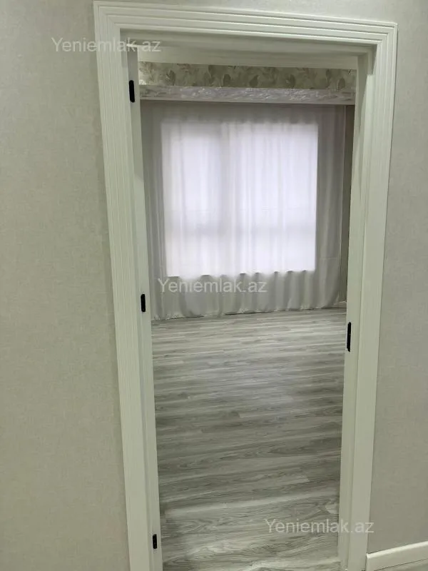 Satılır 3 otaqlı yeni tikili 74 m²