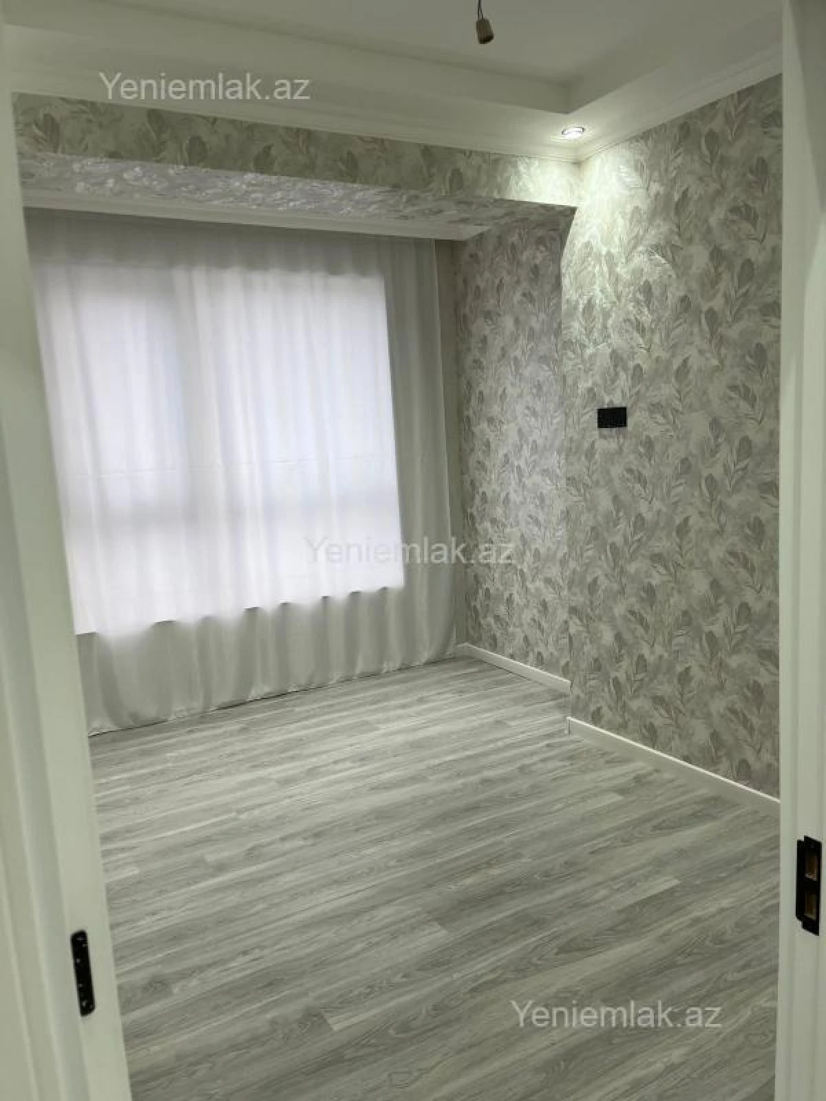 Satılır 3 otaqlı yeni tikili 74 m²