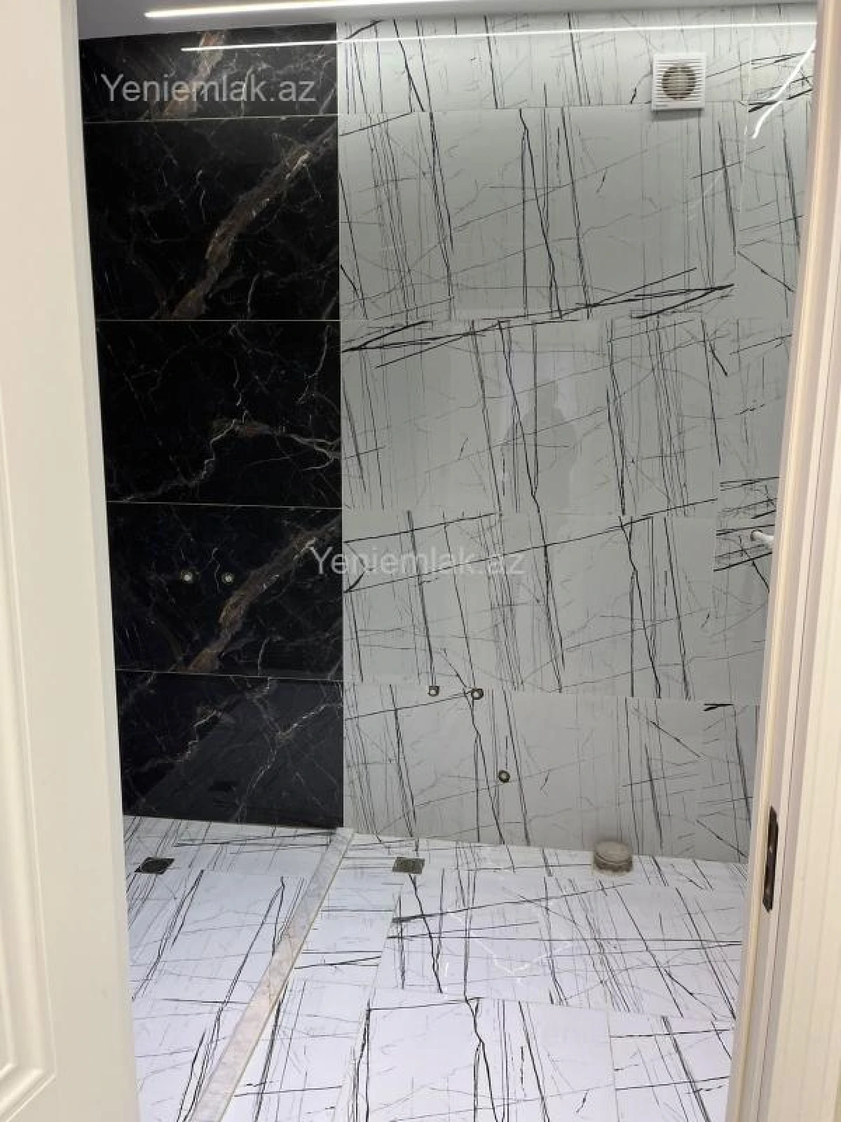 Satılır 3 otaqlı yeni tikili 74 m²