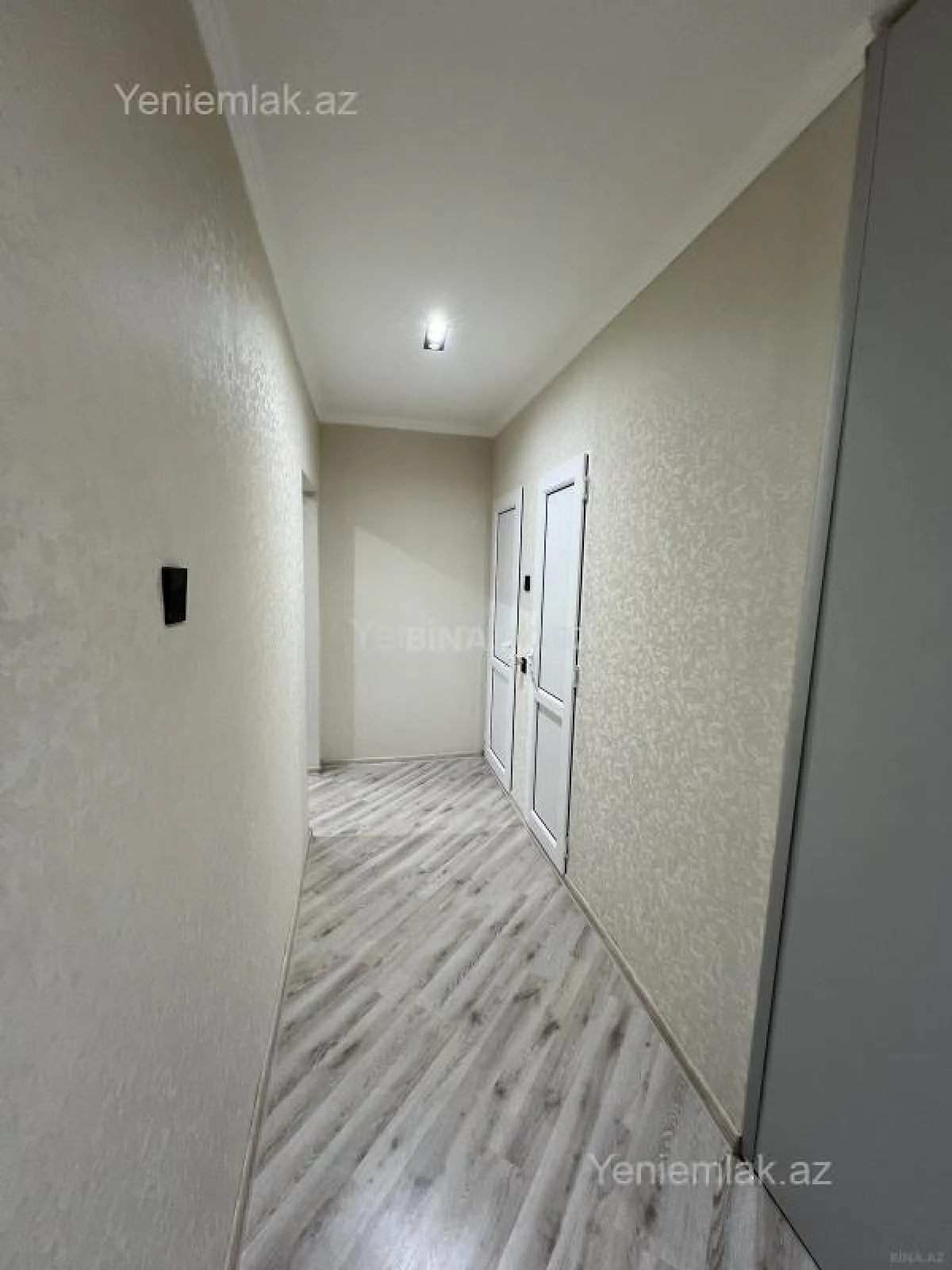 Satılır 3 otaqlı köhnə tikili 80 m²