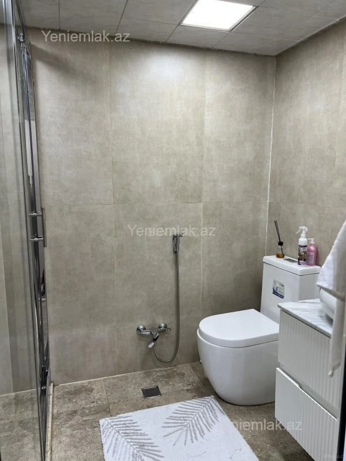 Satılır 3 otaqlı köhnə tikili 80 m²