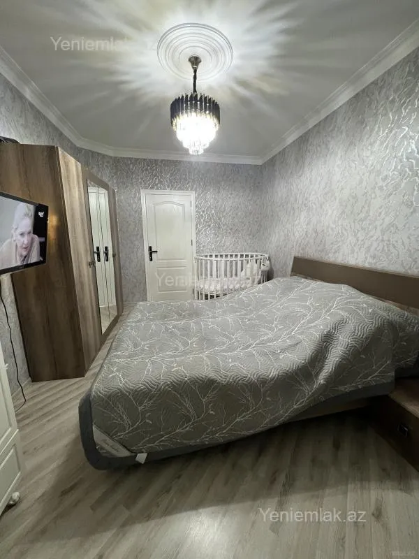 Satılır 3 otaqlı köhnə tikili 80 m²