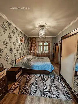 Satılır 2 otaqlı köhnə tikili 70 m²