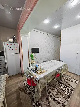 Satılır 2 otaqlı köhnə tikili 70 m²
