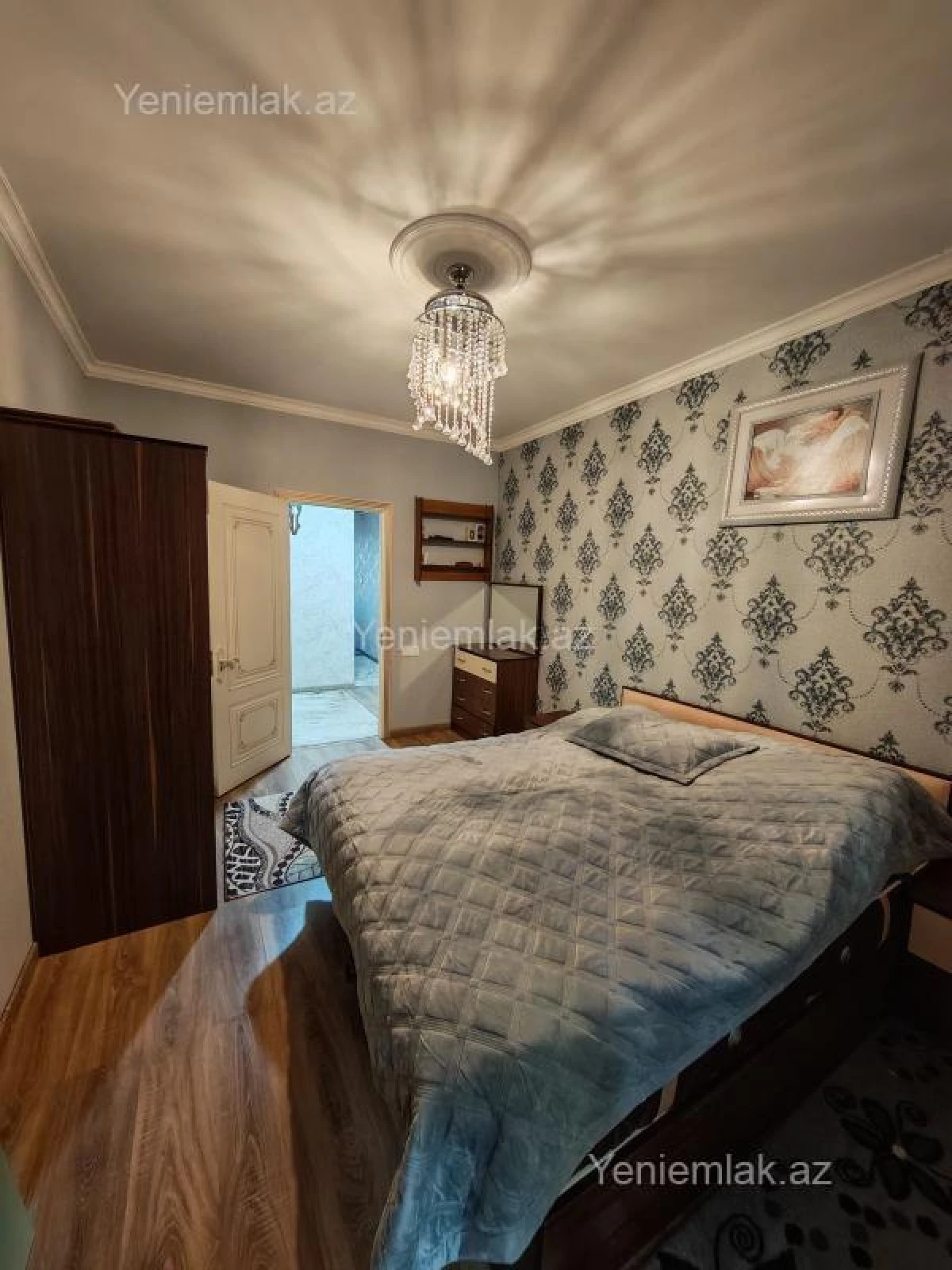 Satılır 2 otaqlı köhnə tikili 70 m²