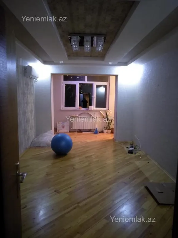 Satılır 3 otaqlı köhnə tikili 76 m²