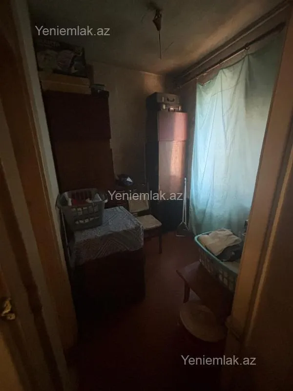 Satılır 3 otaqlı köhnə tikili 50 m²