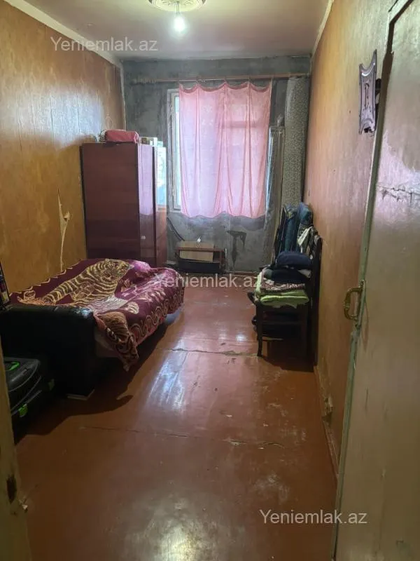 Satılır 3 otaqlı köhnə tikili 50 m²