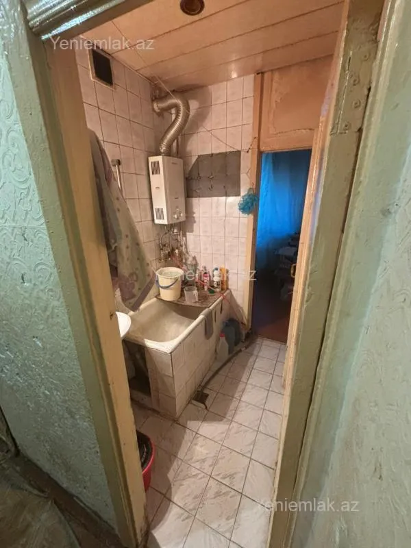Satılır 3 otaqlı köhnə tikili 50 m²