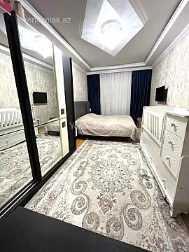 Satılır 5 otaqlı köhnə tikili 120 m²
