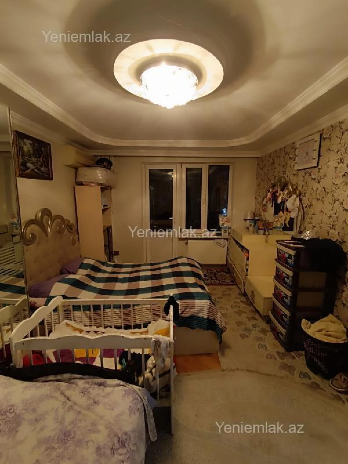 Satılır 3 otaqlı köhnə tikili 95 m²