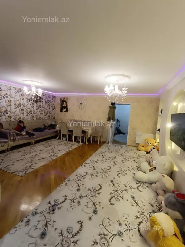 Satılır 3 otaqlı köhnə tikili 95 m²