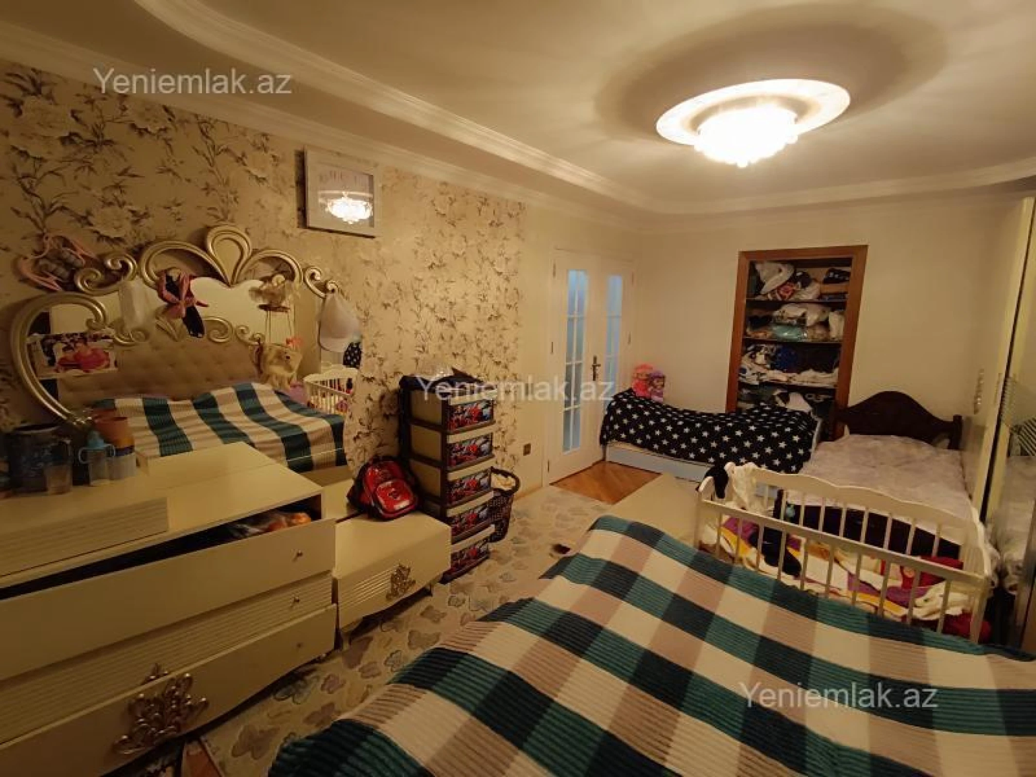 Satılır 3 otaqlı köhnə tikili 95 m²