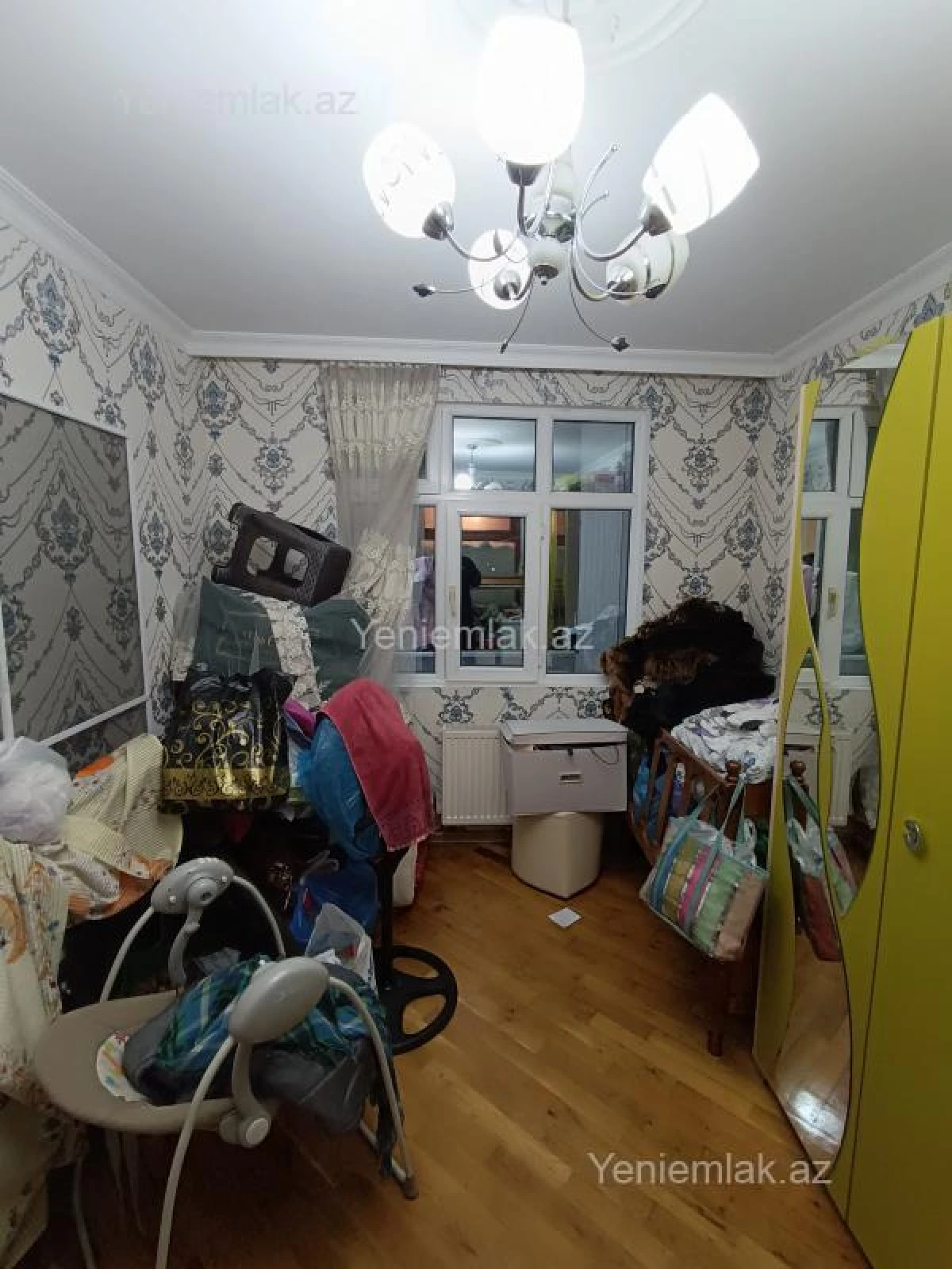 Satılır 3 otaqlı köhnə tikili 95 m²