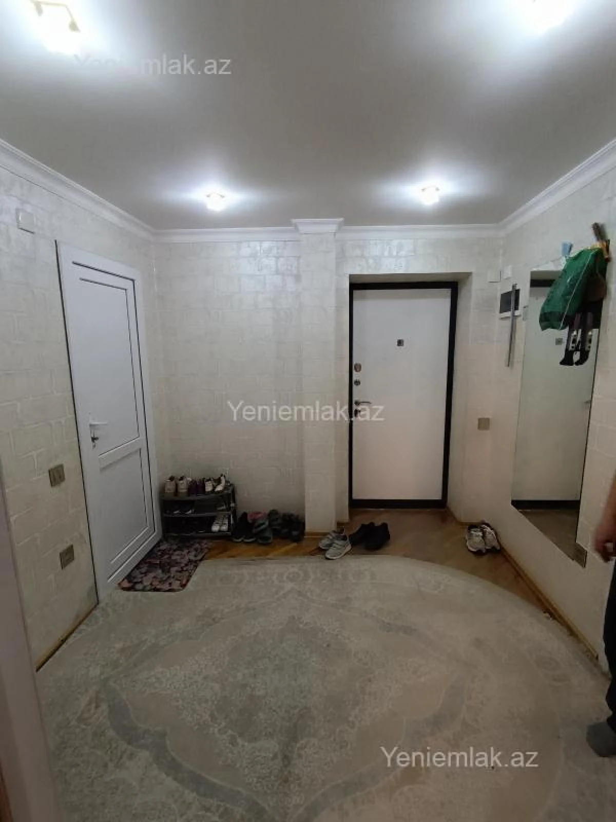 Satılır 3 otaqlı köhnə tikili 95 m²