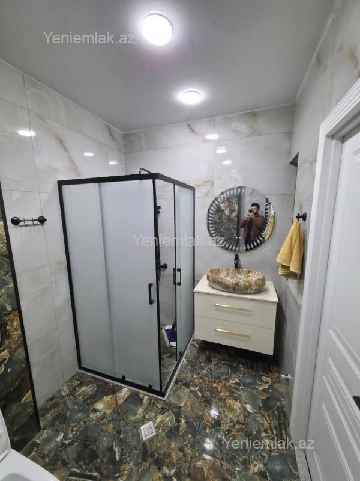 Satılır 2 otaqlı yeni tikili 86 m²