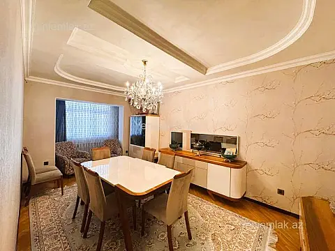 Satılır 3 otaqlı köhnə tikili 85 m²