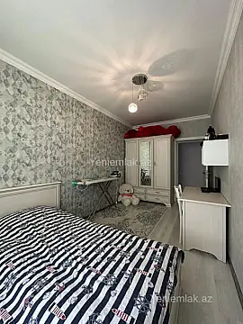 Satılır 3 otaqlı köhnə tikili 90 m²