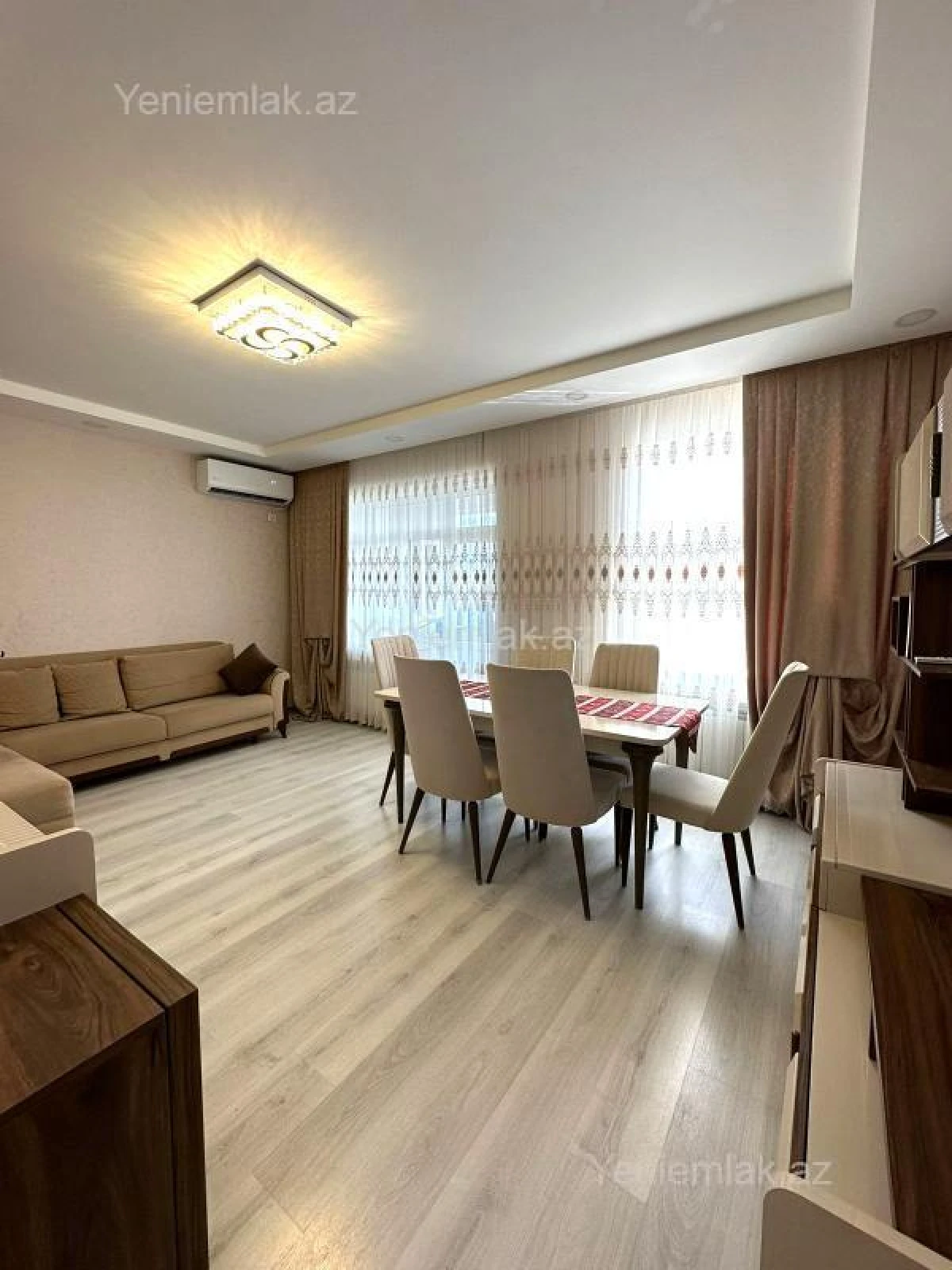 Satılır 3 otaqlı köhnə tikili 90 m²