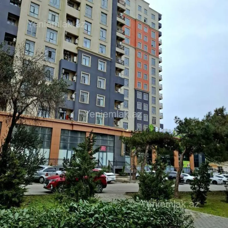 Satılır 4 otaqlı yeni tikili 127 m²