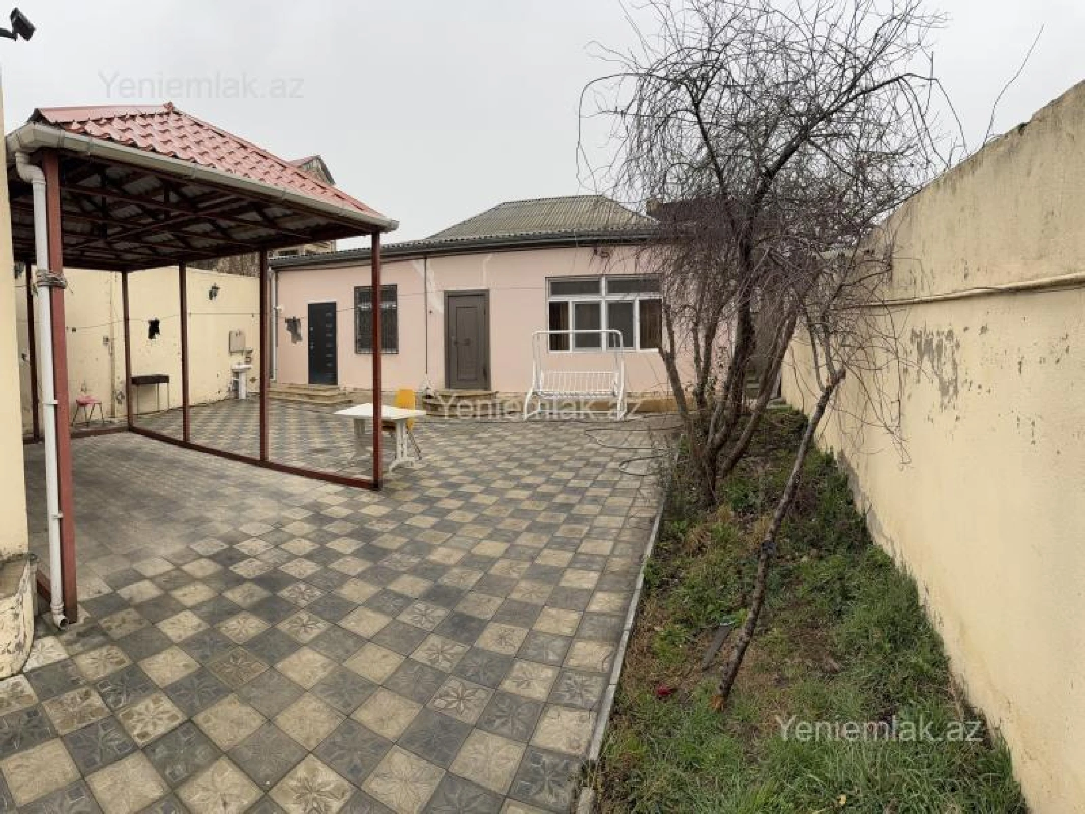 Satılır 5 otaqlı həyət evi 230 m²