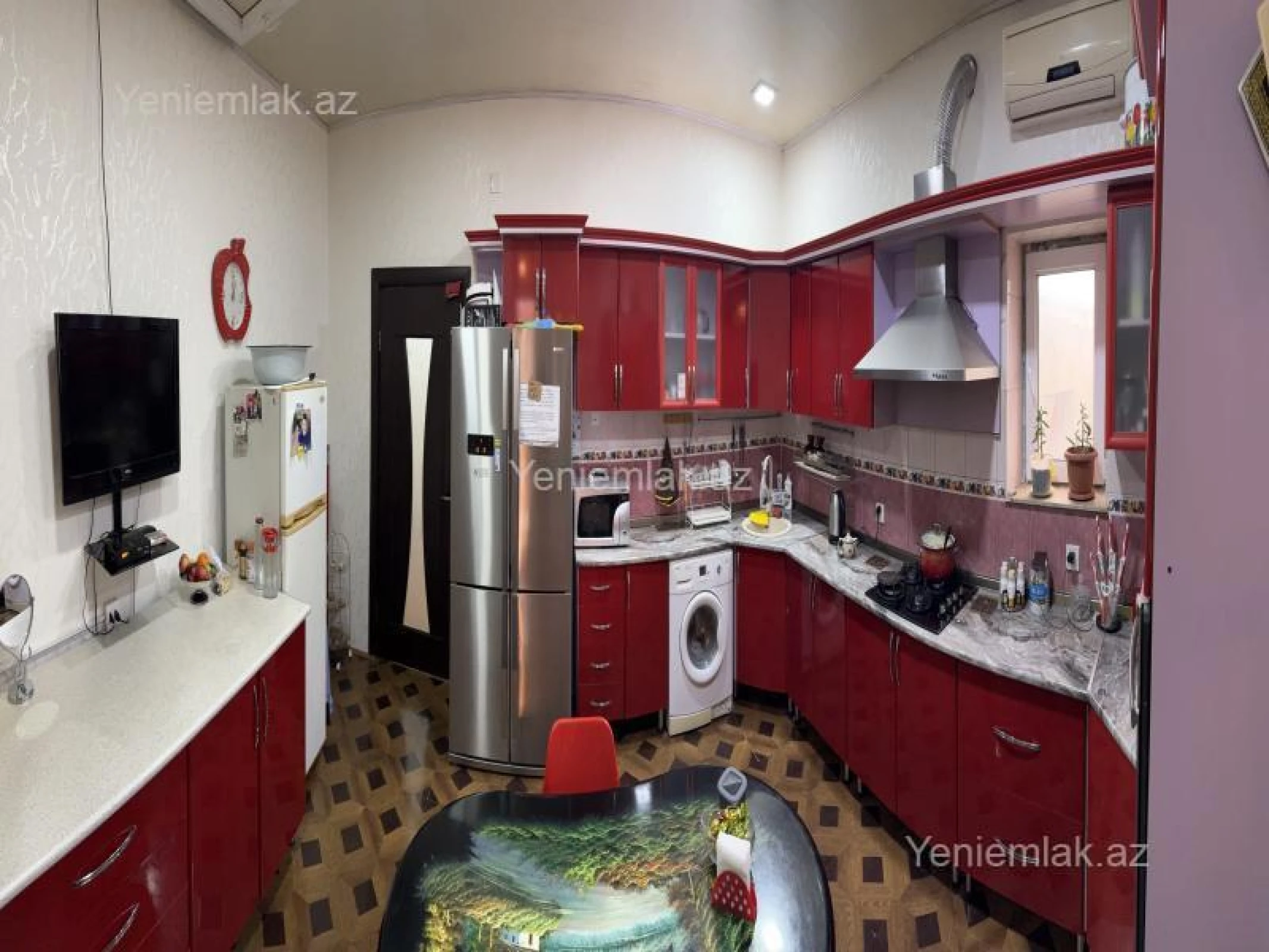 Satılır 5 otaqlı həyət evi 230 m²